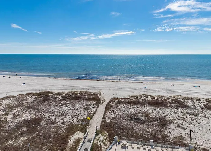 Apartment Island Winds East 707